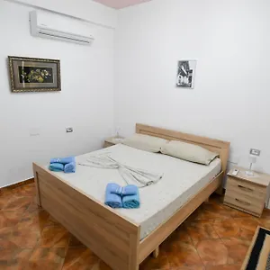 Flowers Apartment